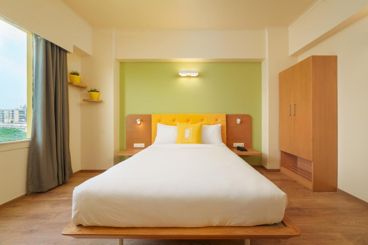 Bloom Hotel - Sector 62 Нойда Екстер'єр фото