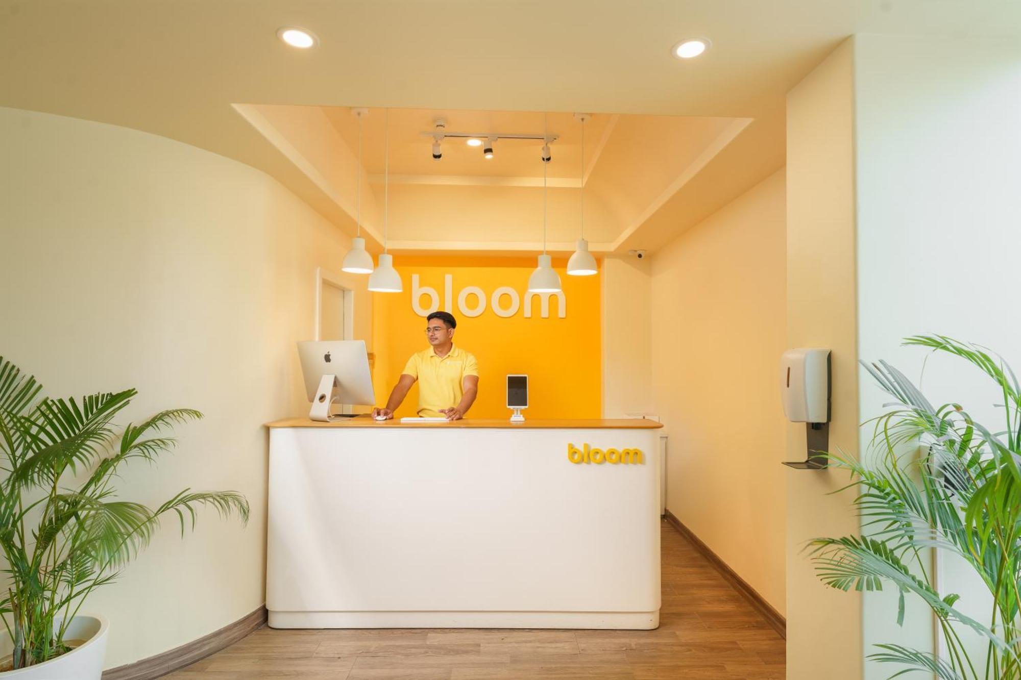 Bloom Hotel - Sector 62 Нойда Екстер'єр фото