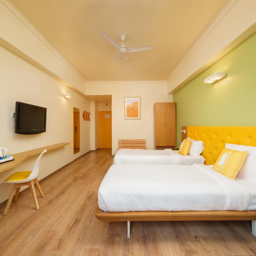 Bloom Hotel - Sector 62 Нойда Екстер'єр фото